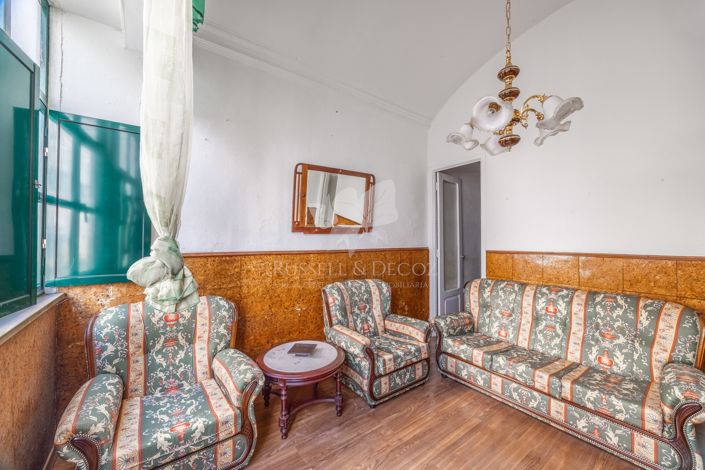 Image No.4-4 Bed Townhouse for sale