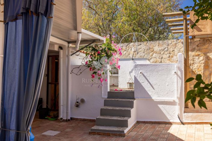 Image No.13-4 Bed Farmhouse for sale