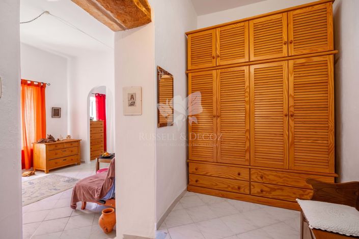 Image No.34-4 Bed Farmhouse for sale