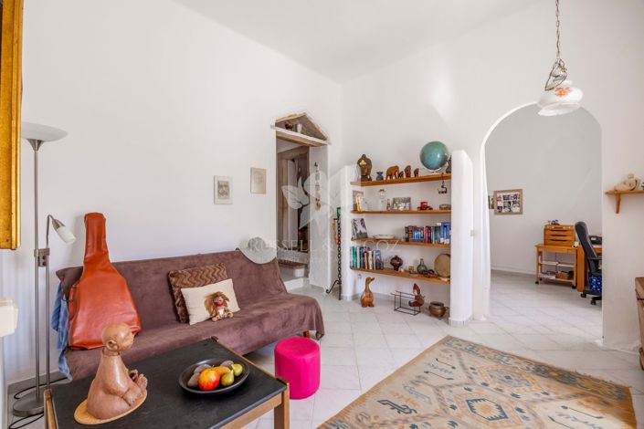 Image No.37-4 Bed Farmhouse for sale