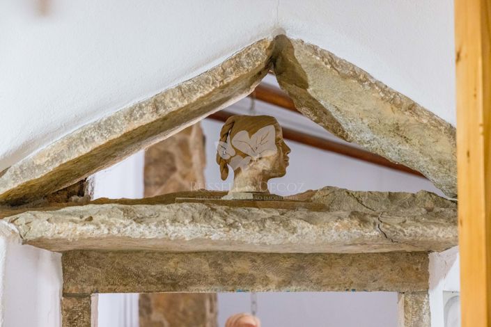 Image No.38-4 Bed Farmhouse for sale