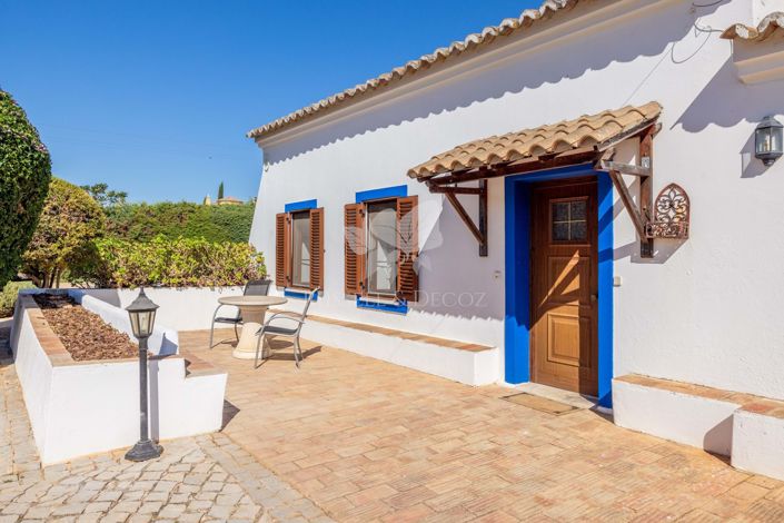 Image No.27-4 Bed Farmhouse for sale