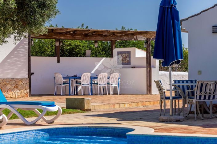 Image No.30-4 Bed Farmhouse for sale