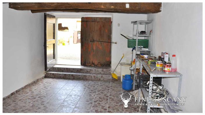 Image No.8-4 Bed Country House for sale