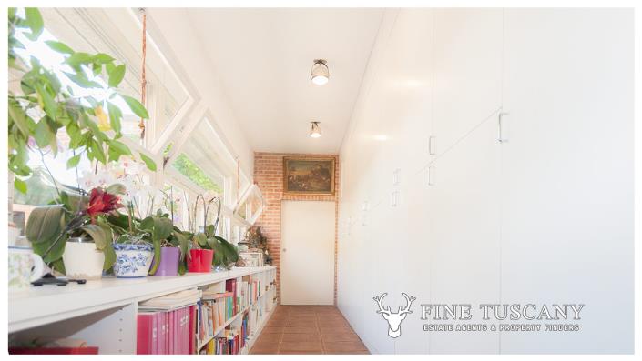 Image No.7-5 Bed House/Villa for sale