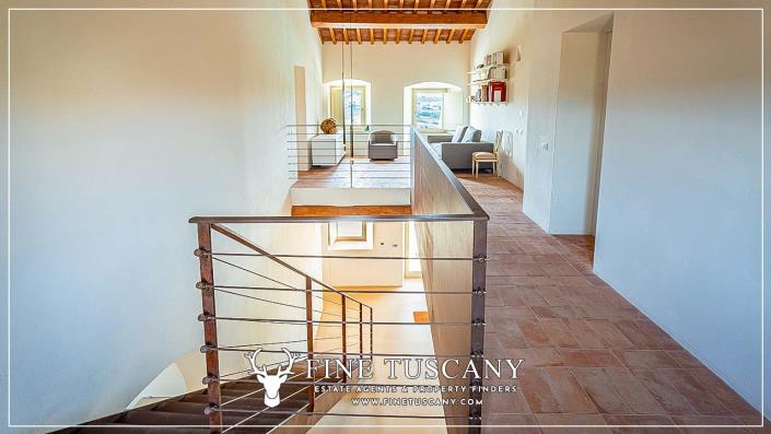 Image No.29-5 Bed Farmhouse for sale