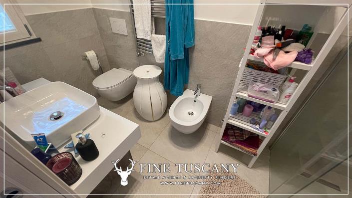 Image No.26-4 Bed Villa for sale