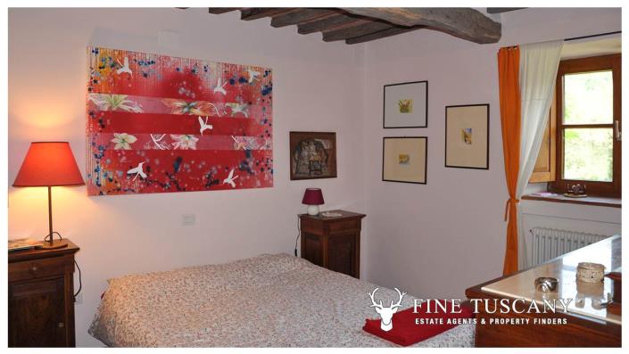 Image No.28-4 Bed Country Property for sale