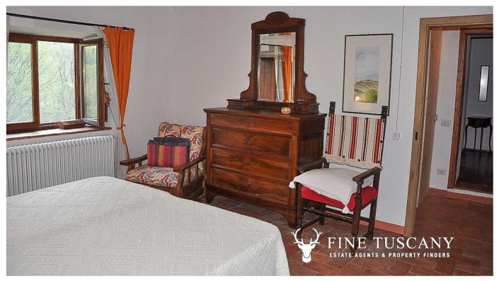 Image No.49-4 Bed Country Property for sale