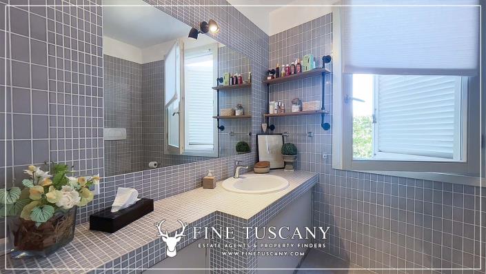 Image No.25-3 Bed Semi-Detached for sale