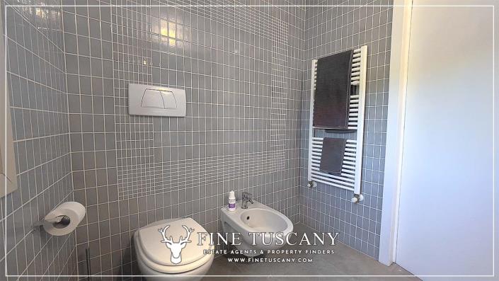 Image No.26-3 Bed Semi-Detached for sale