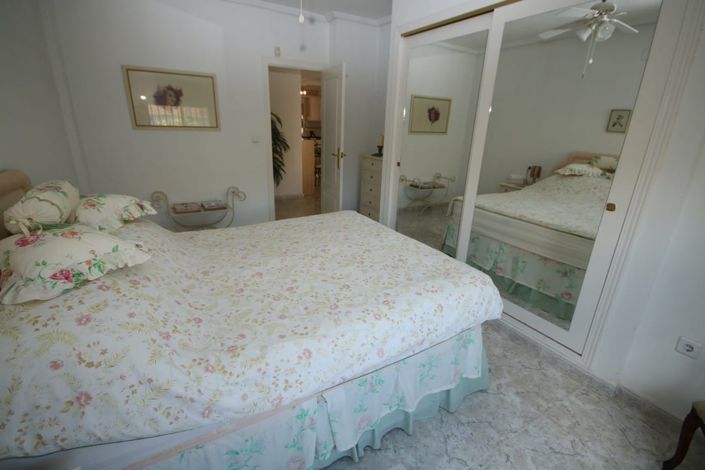 Image No.20-3 Bed Villa for sale