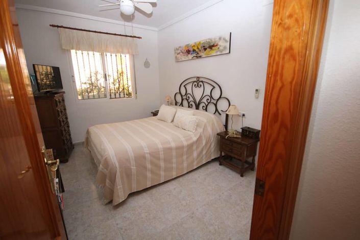 Image No.42-3 Bed Villa for sale