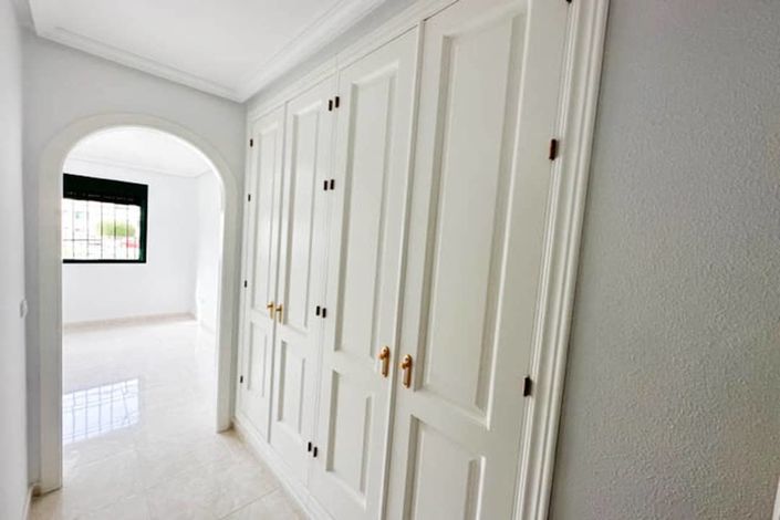 Image No.25-2 Bed Apartment for sale