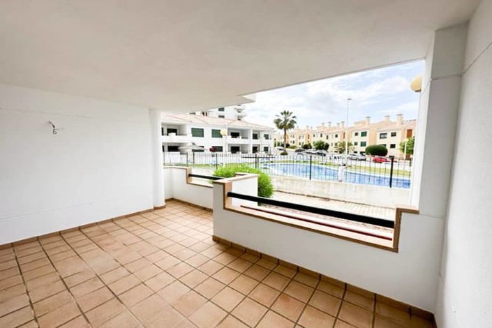 Image No.9-2 Bed Apartment for sale