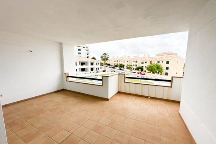 Image No.12-2 Bed Apartment for sale