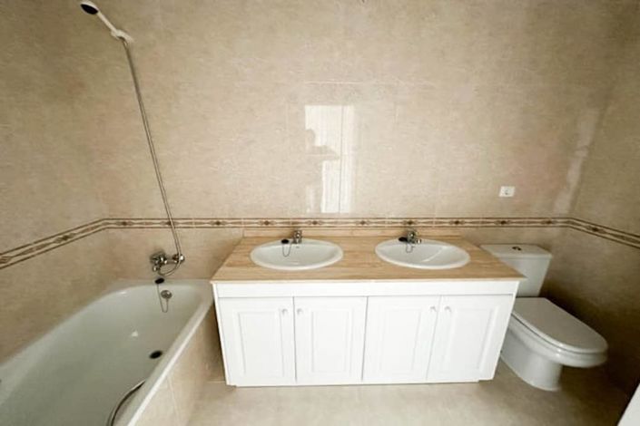 Image No.26-2 Bed Apartment for sale