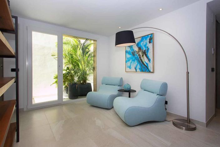 Image No.16-3 Bed Townhouse for sale