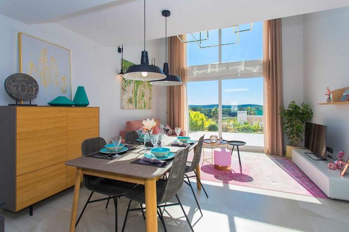 Image No.4-3 Bed Townhouse for sale