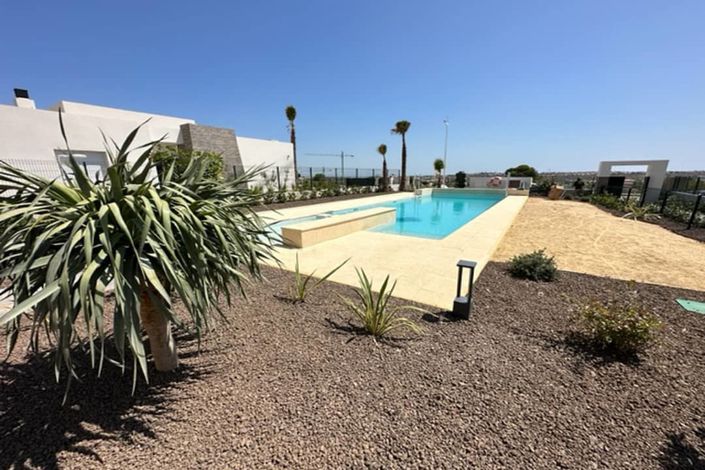 Image No.12-2 Bed Apartment for sale