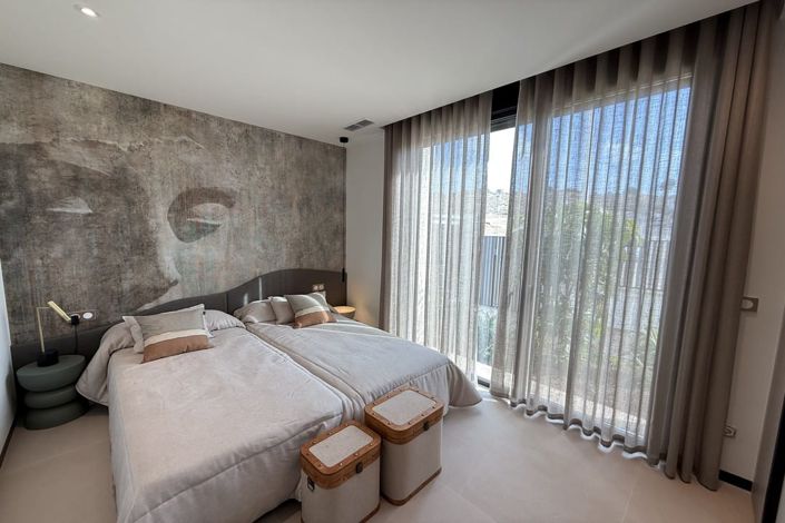 Image No.23-3 Bed Villa for sale