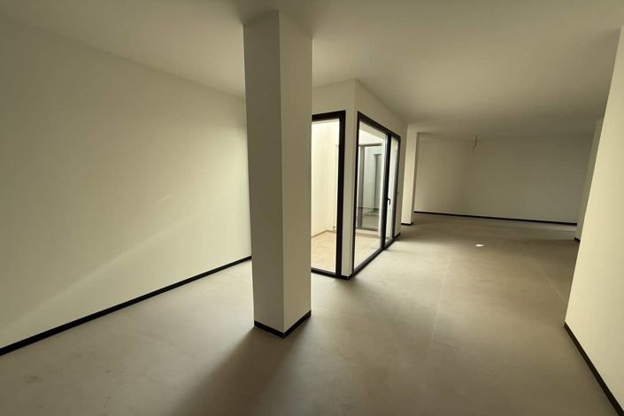 Image No.27-3 Bed Villa for sale