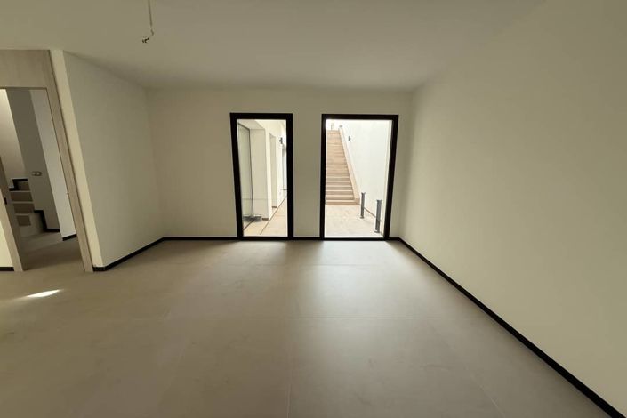 Image No.28-3 Bed Villa for sale