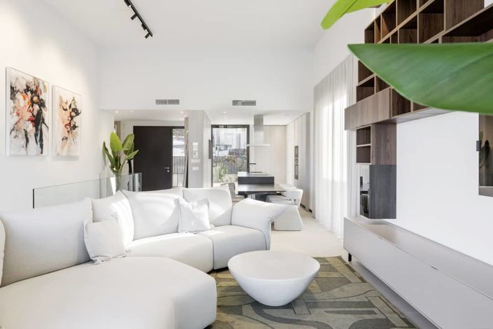 Image No.9-3 Bed Villa for sale