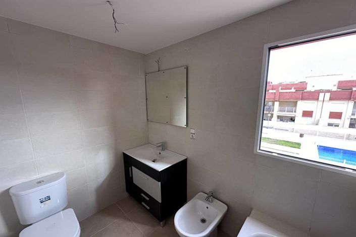 Image No.24-2 Bed Apartment for sale