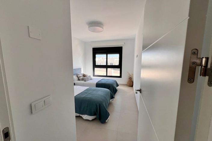 Image No.13-3 Bed Apartment for sale