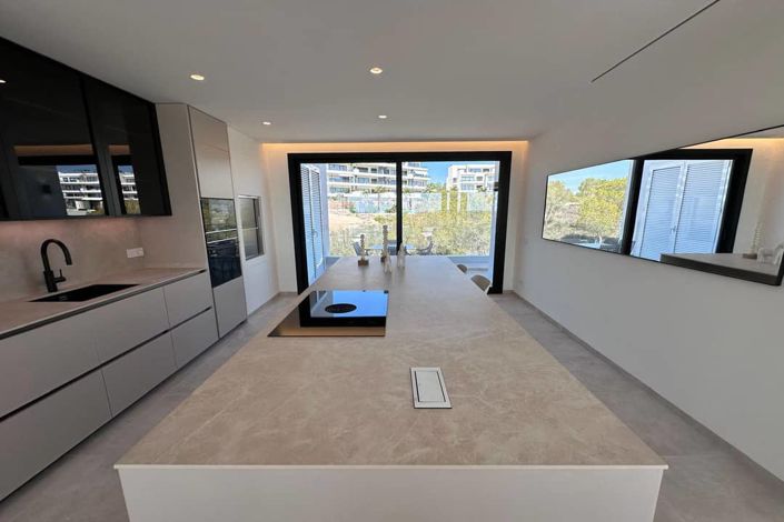 Image No.21-3 Bed Apartment for sale