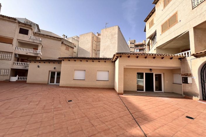 Image No.3-2 Bed Apartment for sale