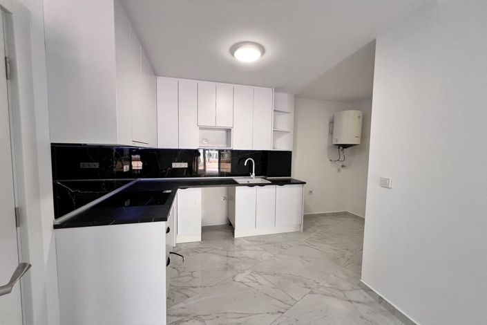 Image No.8-2 Bed Apartment for sale