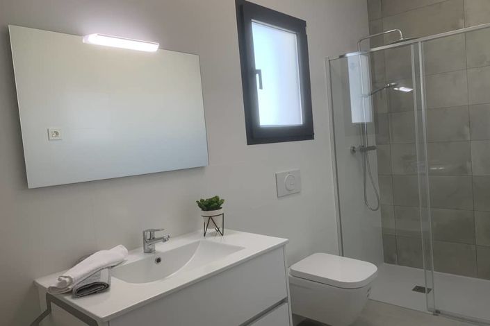 Image No.15-2 Bed Villa for sale