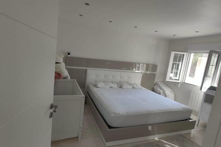 Image No.26-4 Bed Villa for sale