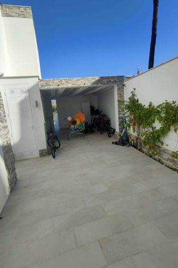 Image No.9-4 Bed Villa for sale