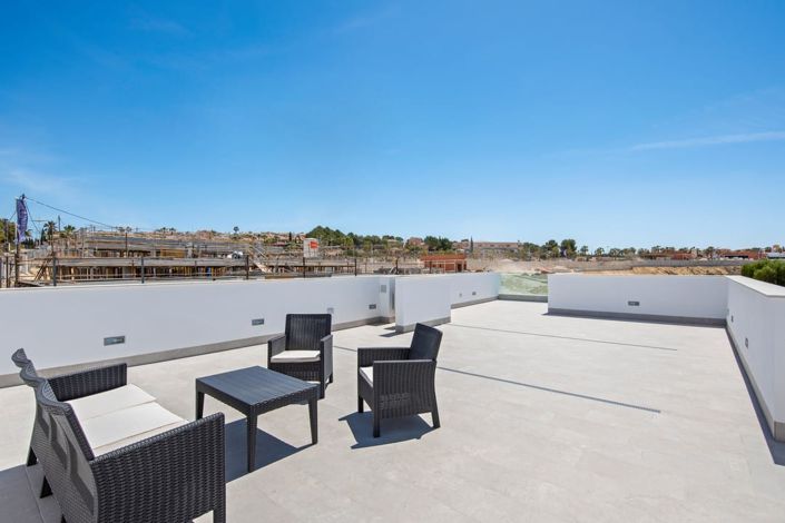 Image No.30-3 Bed Villa for sale