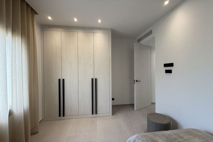 Image No.19-3 Bed Villa for sale