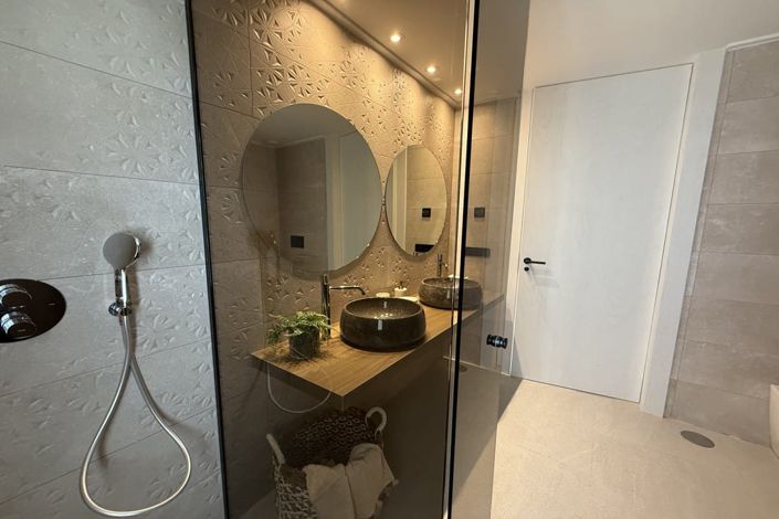 Image No.23-3 Bed Villa for sale