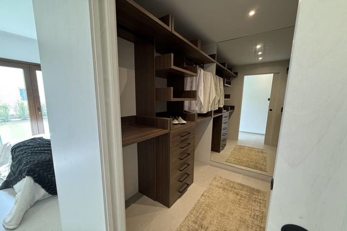 Image No.26-3 Bed Villa for sale