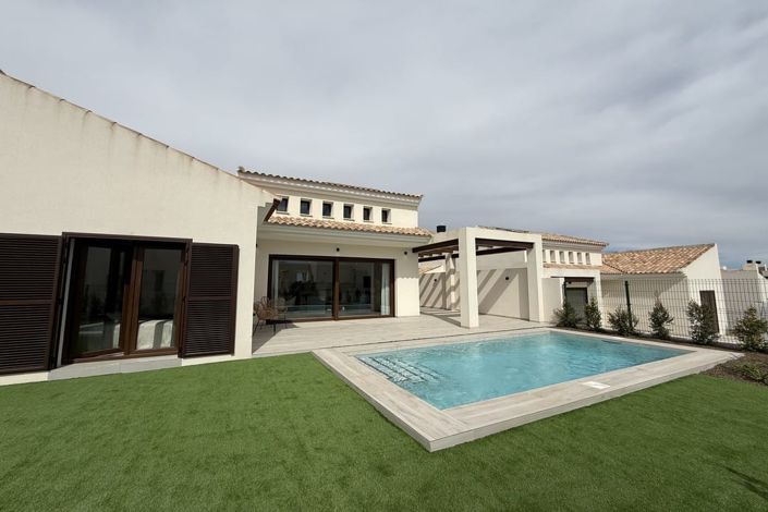 Image No.6-3 Bed Villa for sale