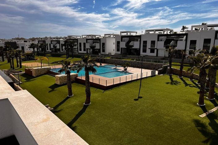 Image No.1-2 Bed Apartment for sale