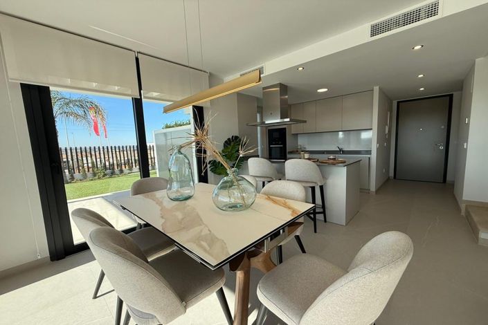 Image No.10-3 Bed Villa for sale