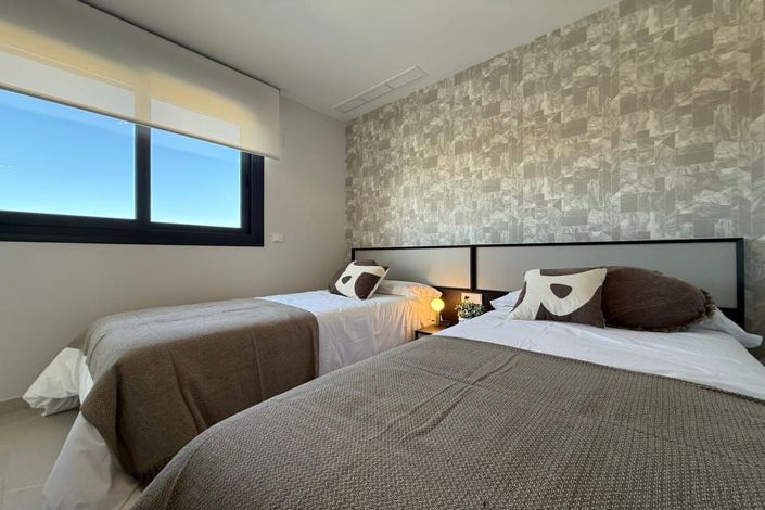 Image No.18-3 Bed Villa for sale