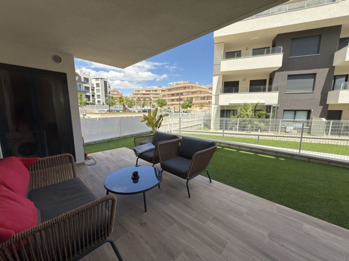 Image No.3-2 Bed Apartment for sale