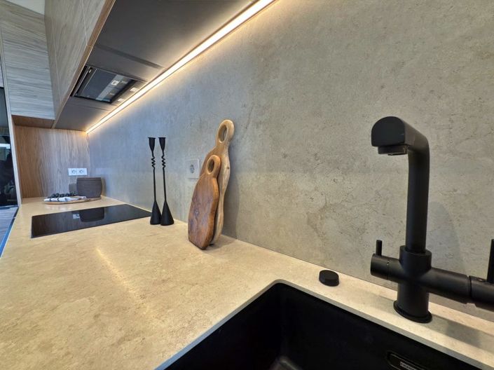 Image No.24-3 Bed Apartment for sale