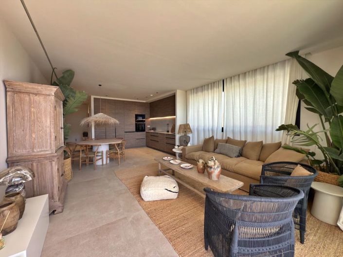 Image No.29-3 Bed Apartment for sale