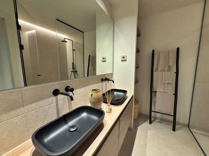 Image No.31-3 Bed Apartment for sale