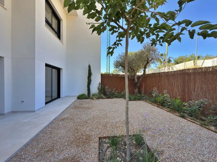 Image No.49-3 Bed Apartment for sale