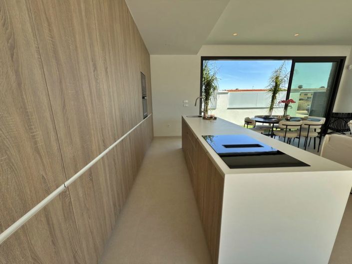 Image No.23-3 Bed Villa for sale